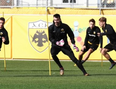 AEK: Με τους γνωστούς τέσσερις απόντες η τελευταία προπόνηση του 2017